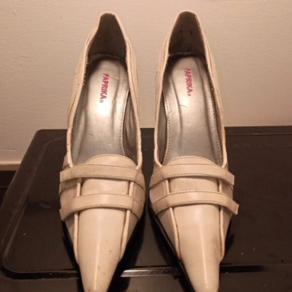 White Paprika Heels - Picture 2 of 2